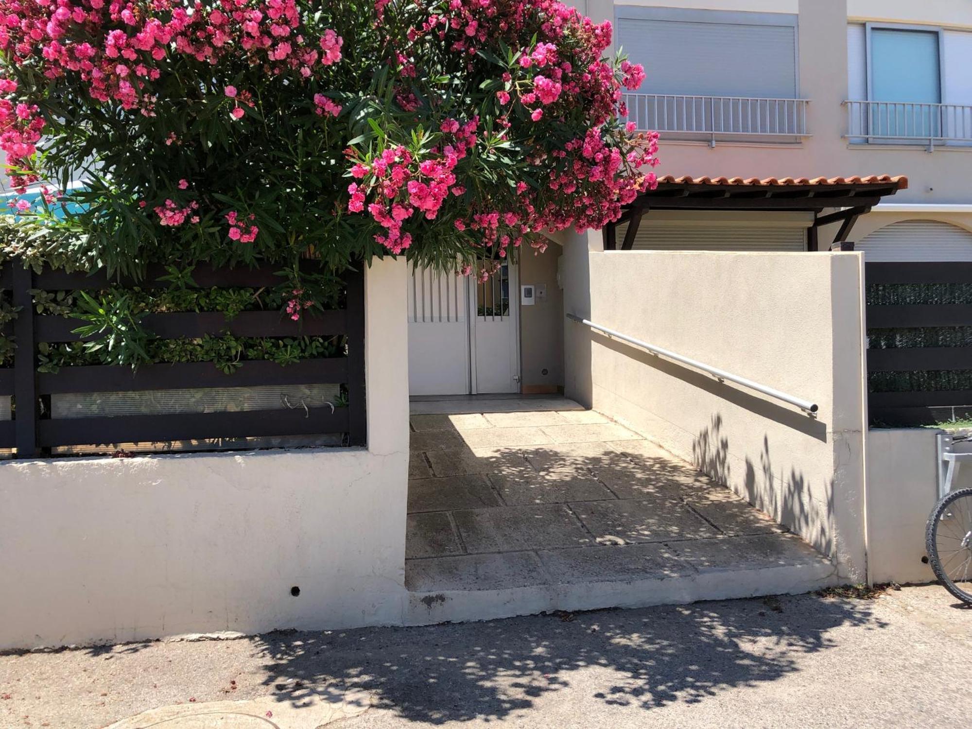 Phantasm Agde Exterior foto